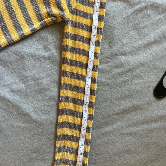 Revolve: Lovers + Friends sweater. Size XS. Like new. - Picture 7 of 7